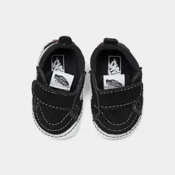 Boys' Infant Vans Old Skool Hook-and-Loop Crib Shoes Black/White - A3U8K6BT 001 12 Boys' Infant Vans Old Skool Hook-and-Loop Crib Shoes Black/White - A3U8K6BT 001 -Default Template 7 A3U8K6BT 001 P5