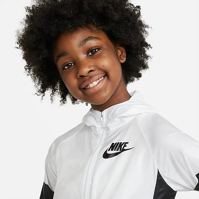 Girls' Nike Sportswear Windrunner Jacket White/Black/Black - DB8521 100 6 Girls' Nike Sportswear Windrunner Jacket White/Black/Black - DB8521 100 - Image 4