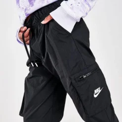 Girls' Nike Sportswear Woven Cargo Pants Black/White - DD6285 010 12 Girls' Nike Sportswear Woven Cargo Pants Black/White - DD6285 010 -Default Template 7 DD6285 010 M5