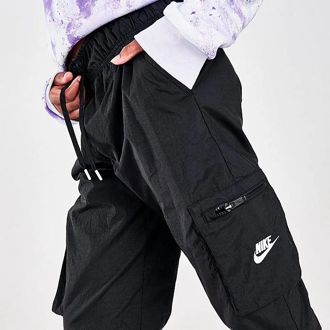 Girls' Nike Sportswear Woven Cargo Pants Black/White - DD6285 010 7 Girls' Nike Sportswear Woven Cargo Pants Black/White - DD6285 010 - Image 5