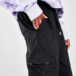 Girls' Nike Sportswear Woven Cargo Pants Black/White - DD6285 010 13 Girls' Nike Sportswear Woven Cargo Pants Black/White - DD6285 010 -Default Template 7 DD6285 010 M6
