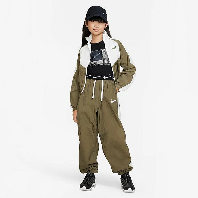 Girls' Nike Sportswear Woven Jacket - FB1267 222 5 Girls' Nike Sportswear Woven Jacket - FB1267 222 - Image 3