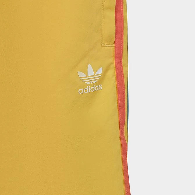 Kids' Adidas Originals Graphic Print Shorts Spring Yellow - IB8620 731 5 Kids' Adidas Originals Graphic Print Shorts Spring Yellow - IB8620 731 - Image 3