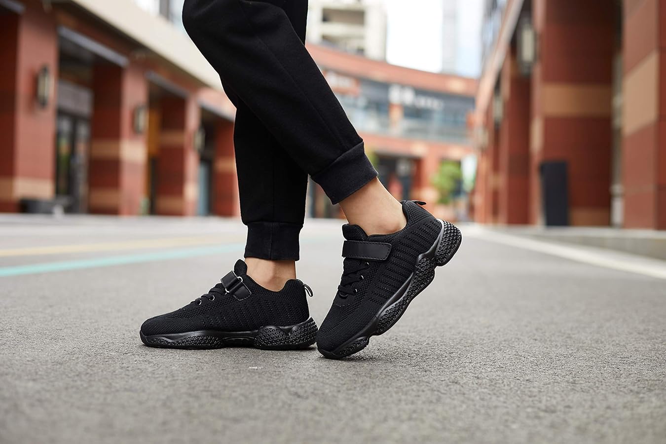 Front Page -Default Template 7 81qtbmEJqmL. AC UY900